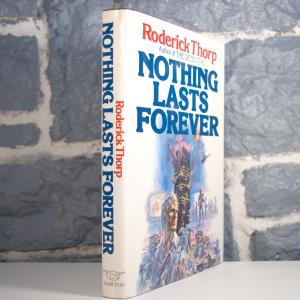 Nothing Lasts Forever (Roderick Thorp) (02)